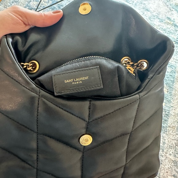 Saint Laurent Black Crossbody with Gold Chain.  Toy Puffer bag in lambskin - Picture 5 of 5